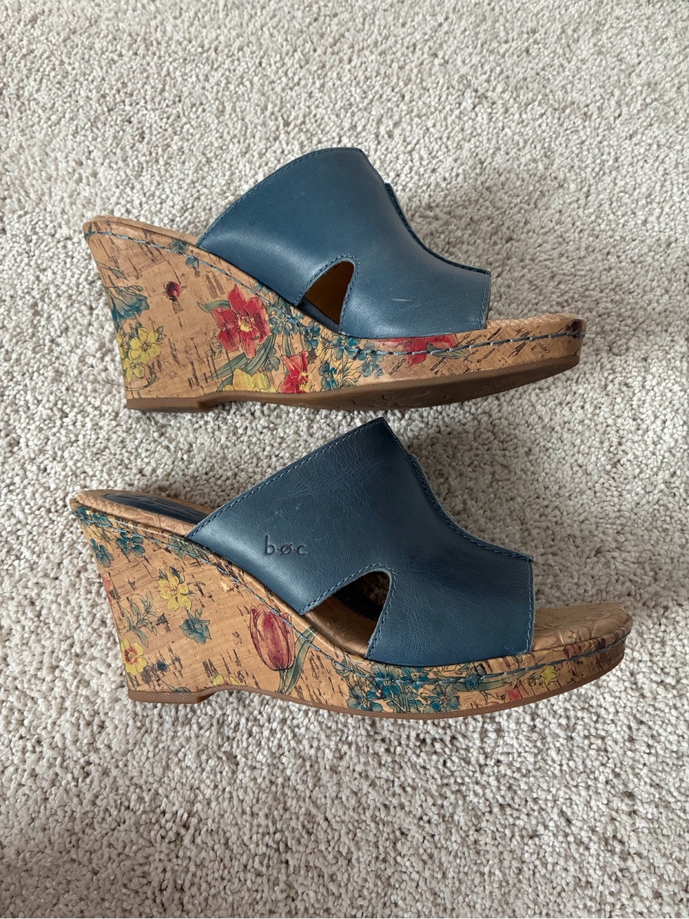b.o.c. Women's Blue Leather Open-Front Slide wedge